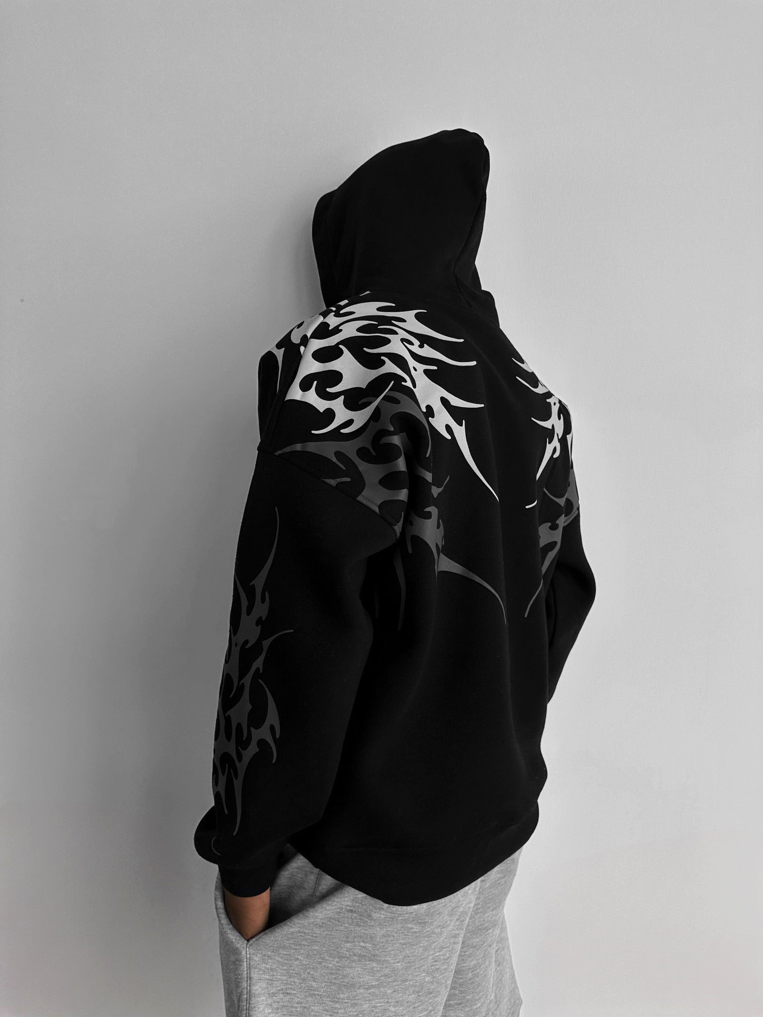 HOODIE TRIBAL