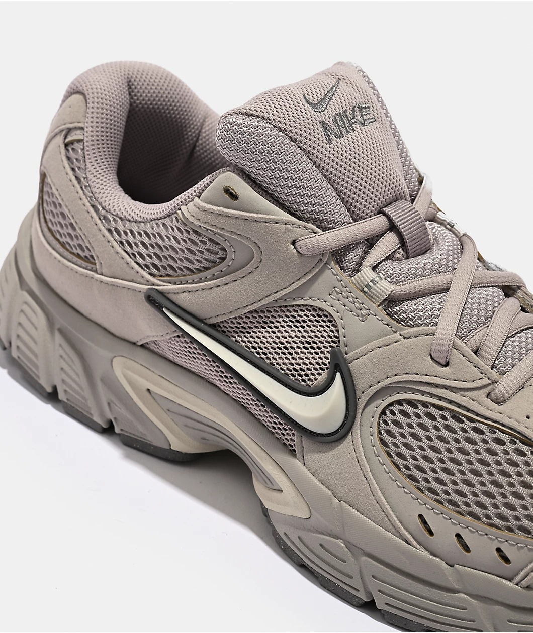 NIKE V5 RNR 3
