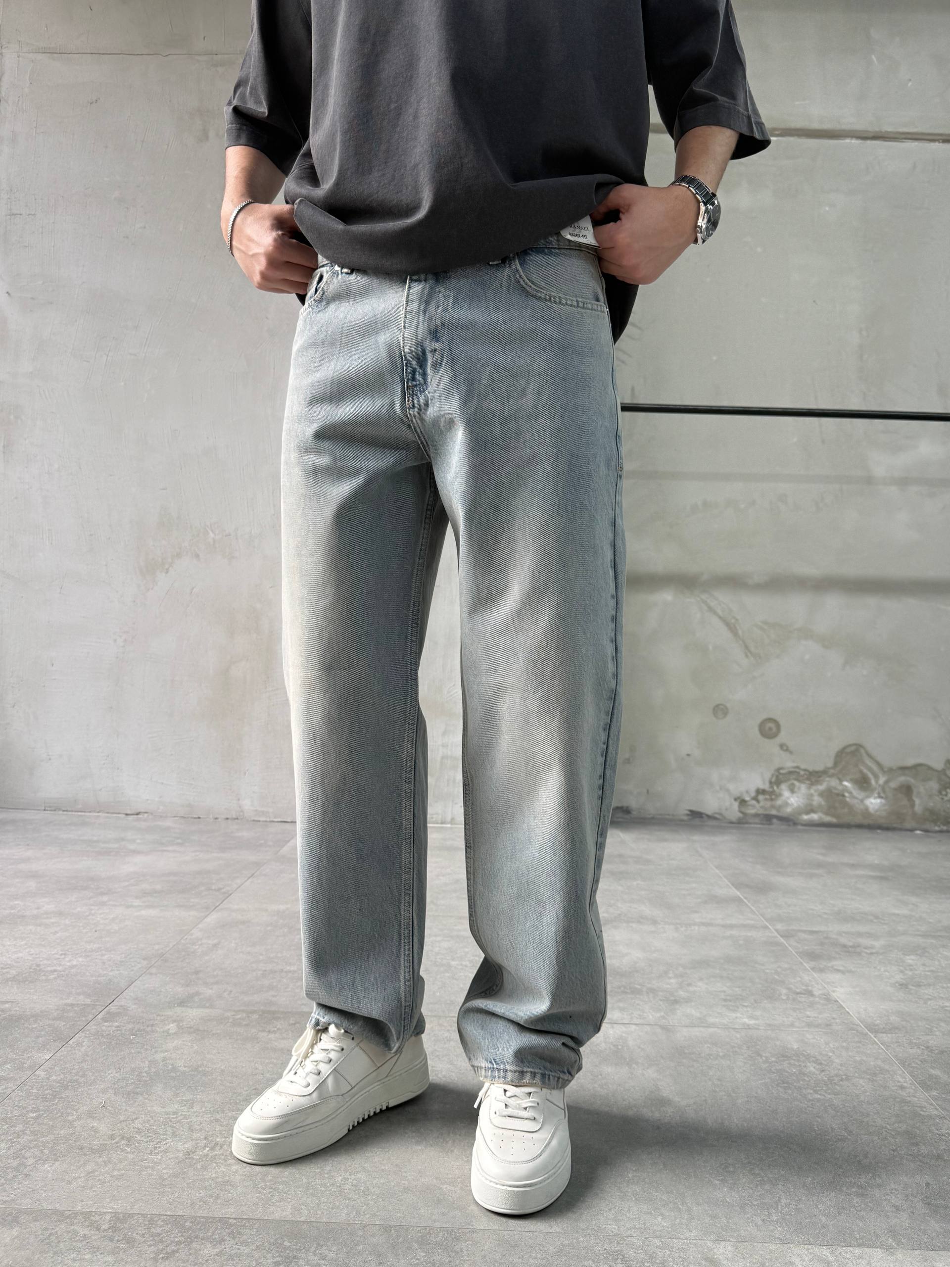 JEAN ULTRA BAGGY-FIT K37 4