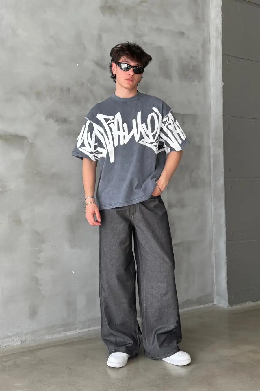 T-SHIRT GRAPHIC DESIGN 3
