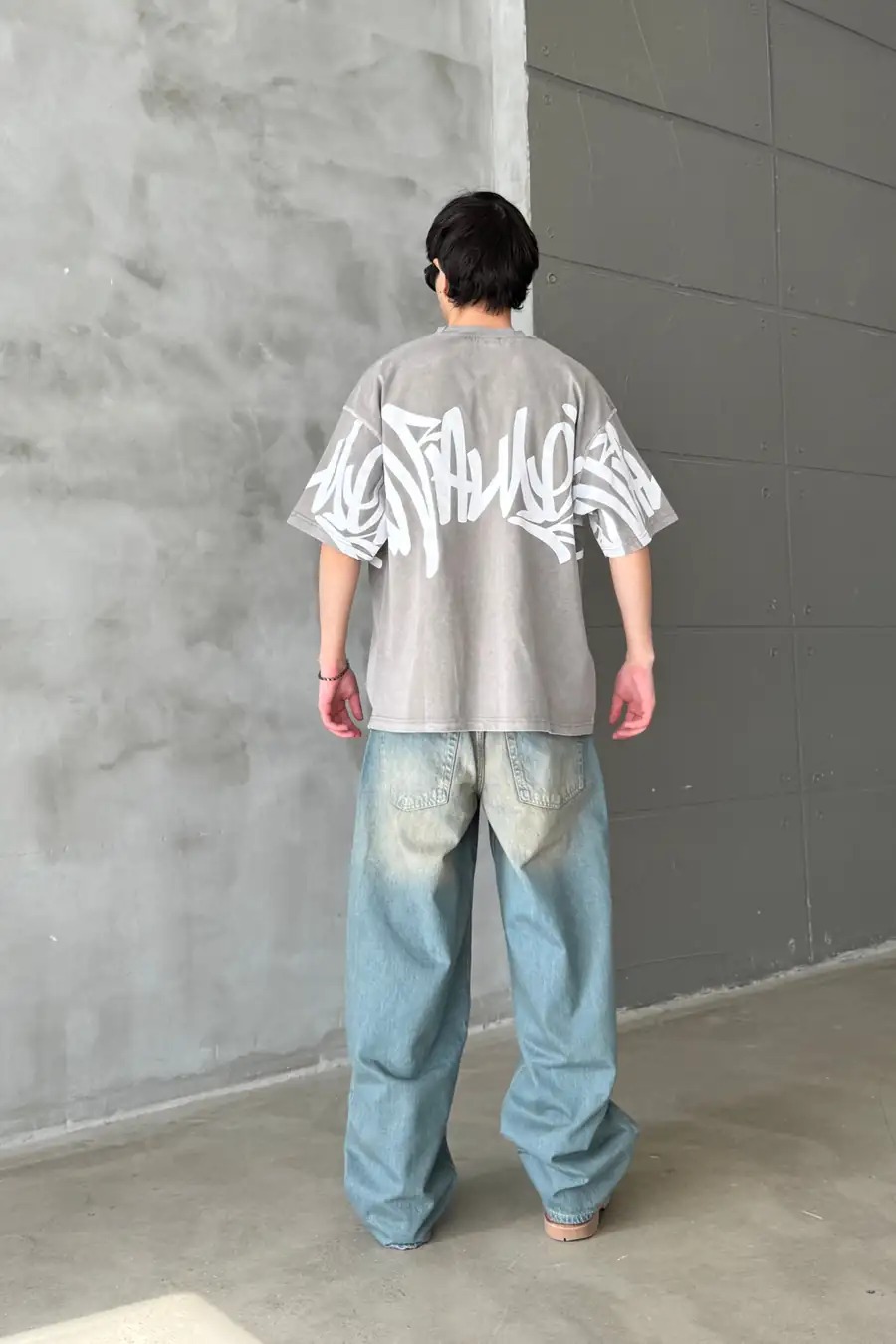 T-SHIRT GRAPHIC DESIGN 4